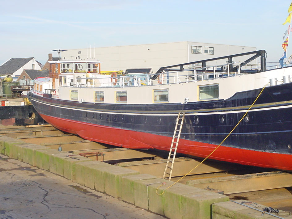 Luxe Motor 36.72, CBB Rijn