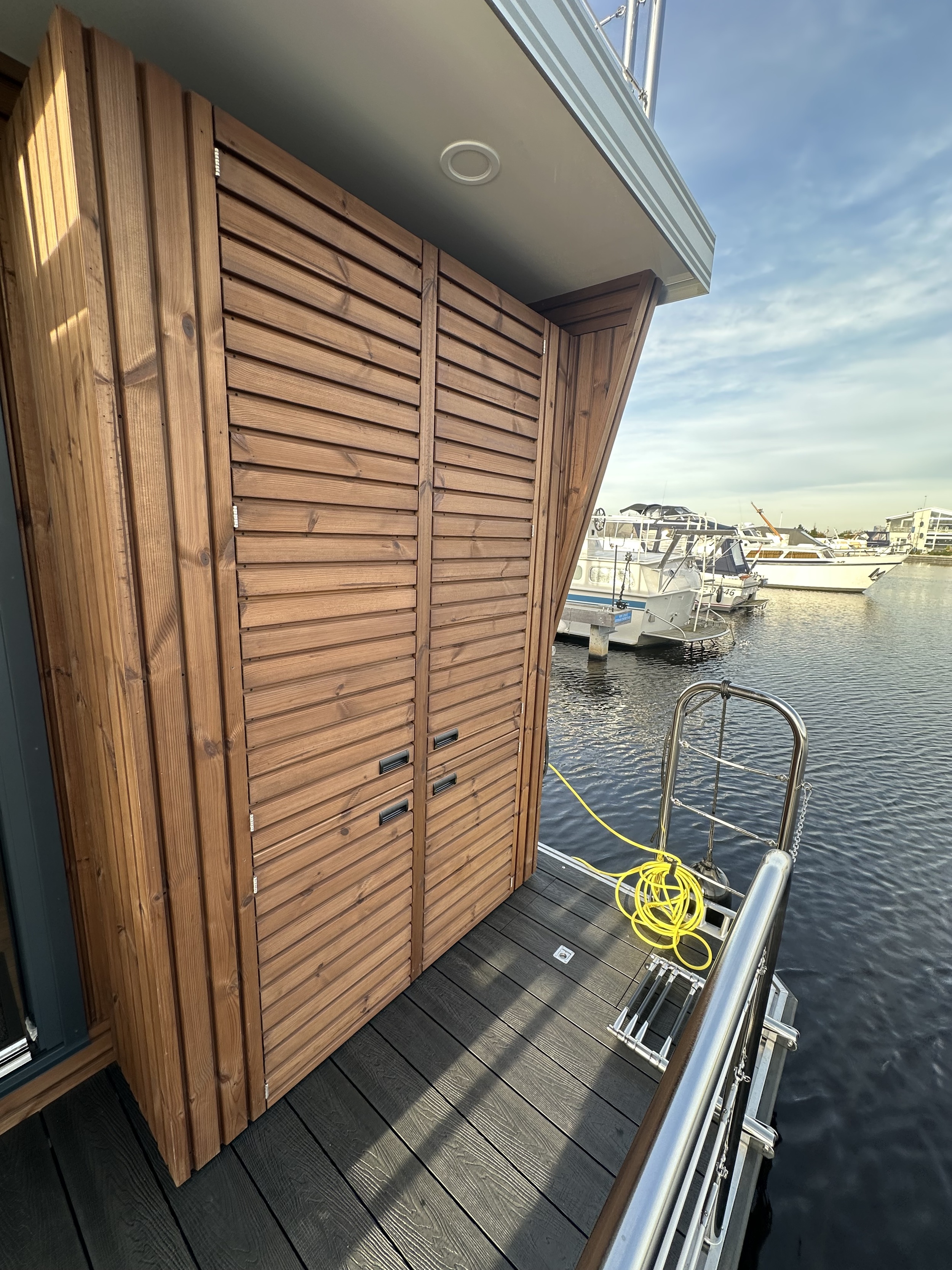 Nordic Season Houseboat NS 40 Eco 36m2