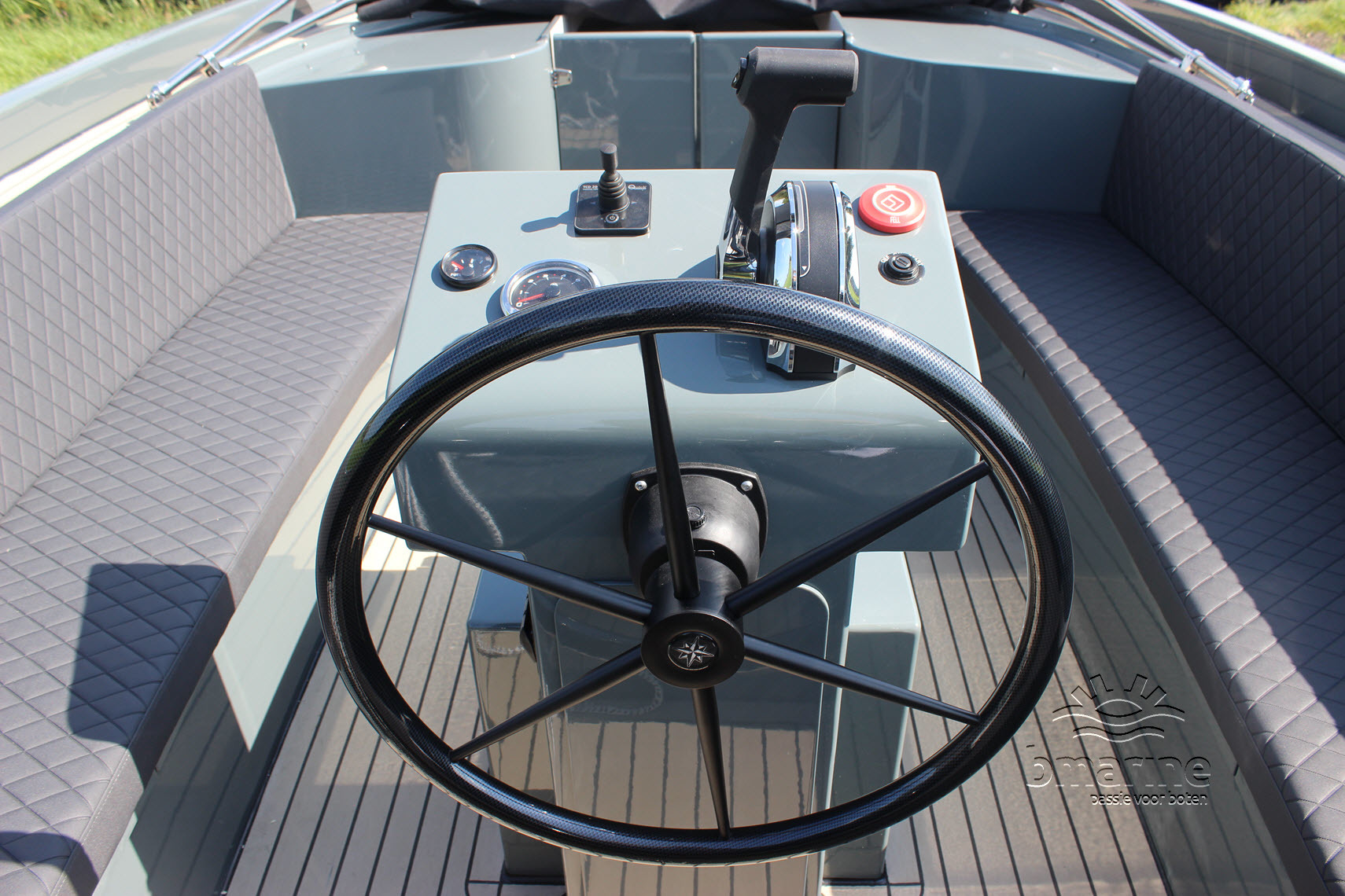 Blackfish Reallife 750 Cabin