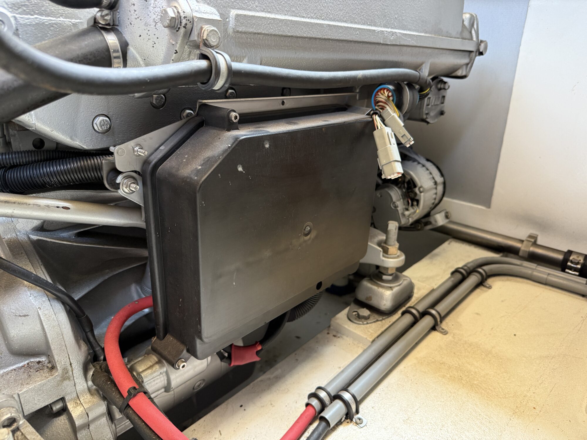 Tryvia 1100 OK Cabrio Spiegeldeur