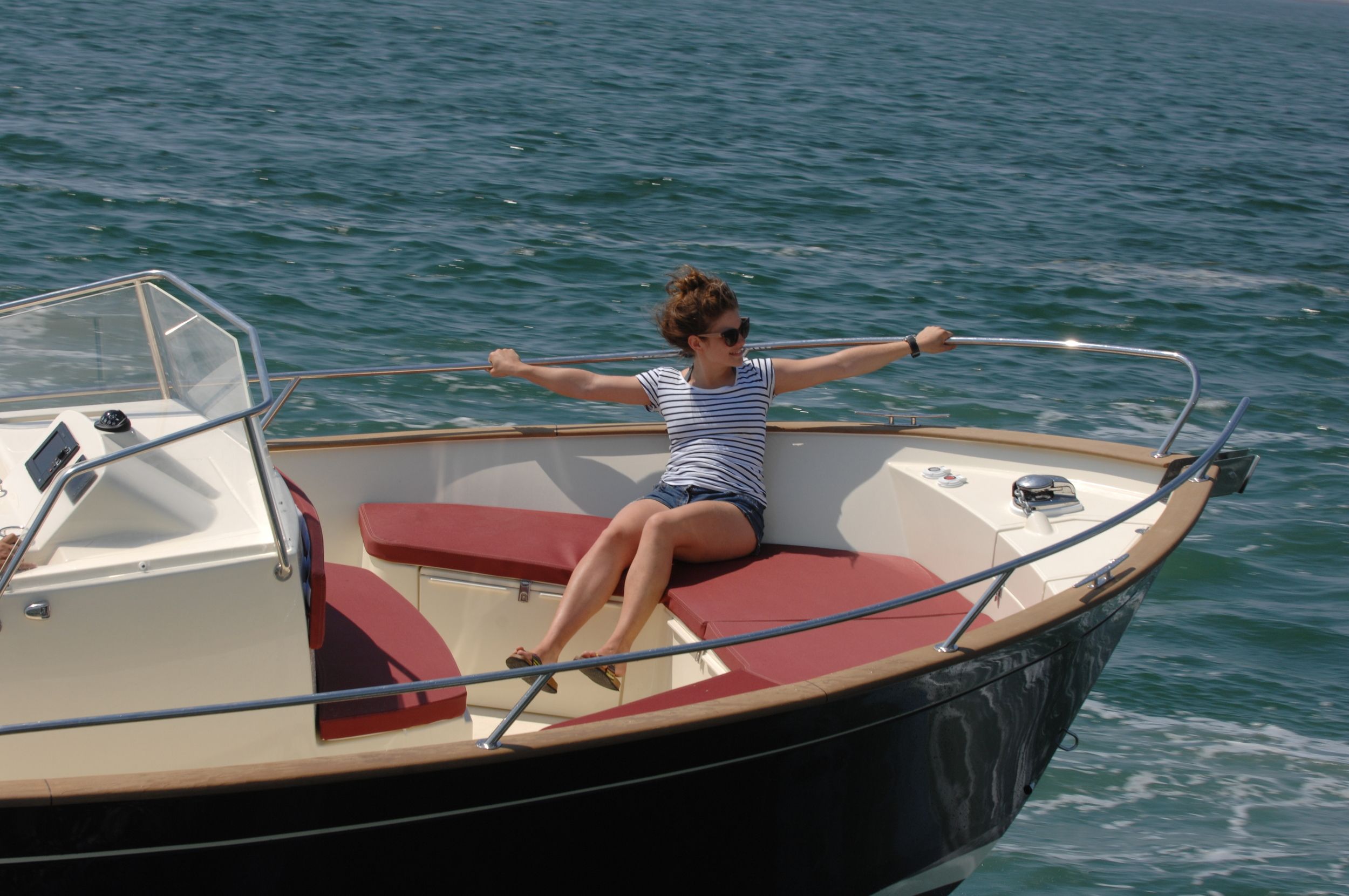 Rhea 27 Open