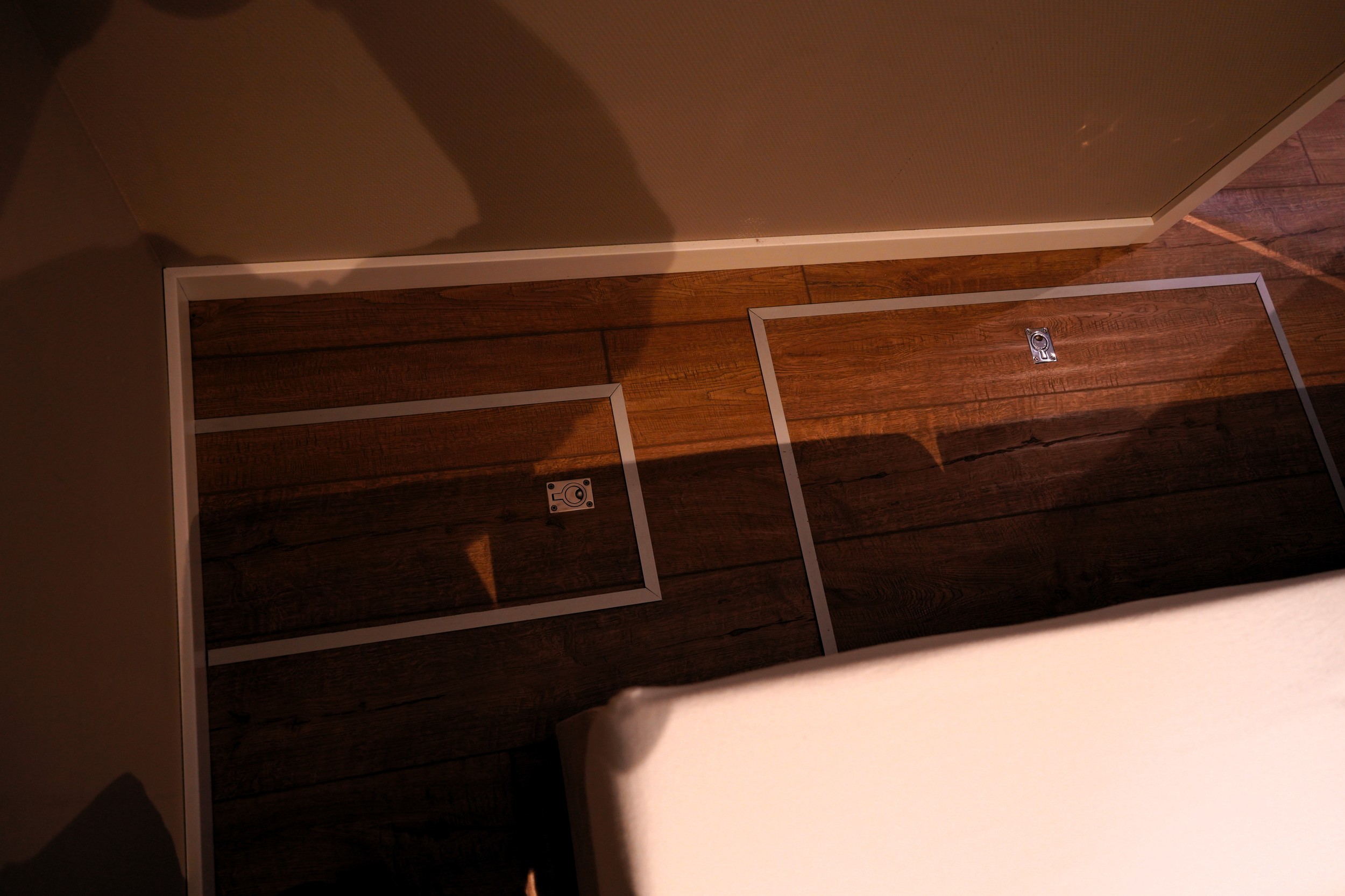 Koopligplaats Sneekermeer Met Apart Te Koop Houseboat 1460 X 500