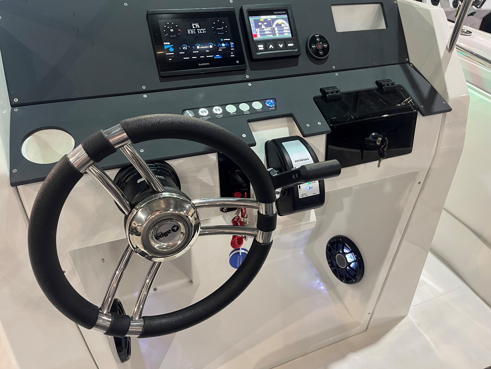 Oceanmaster 605S met Honda 135 pk