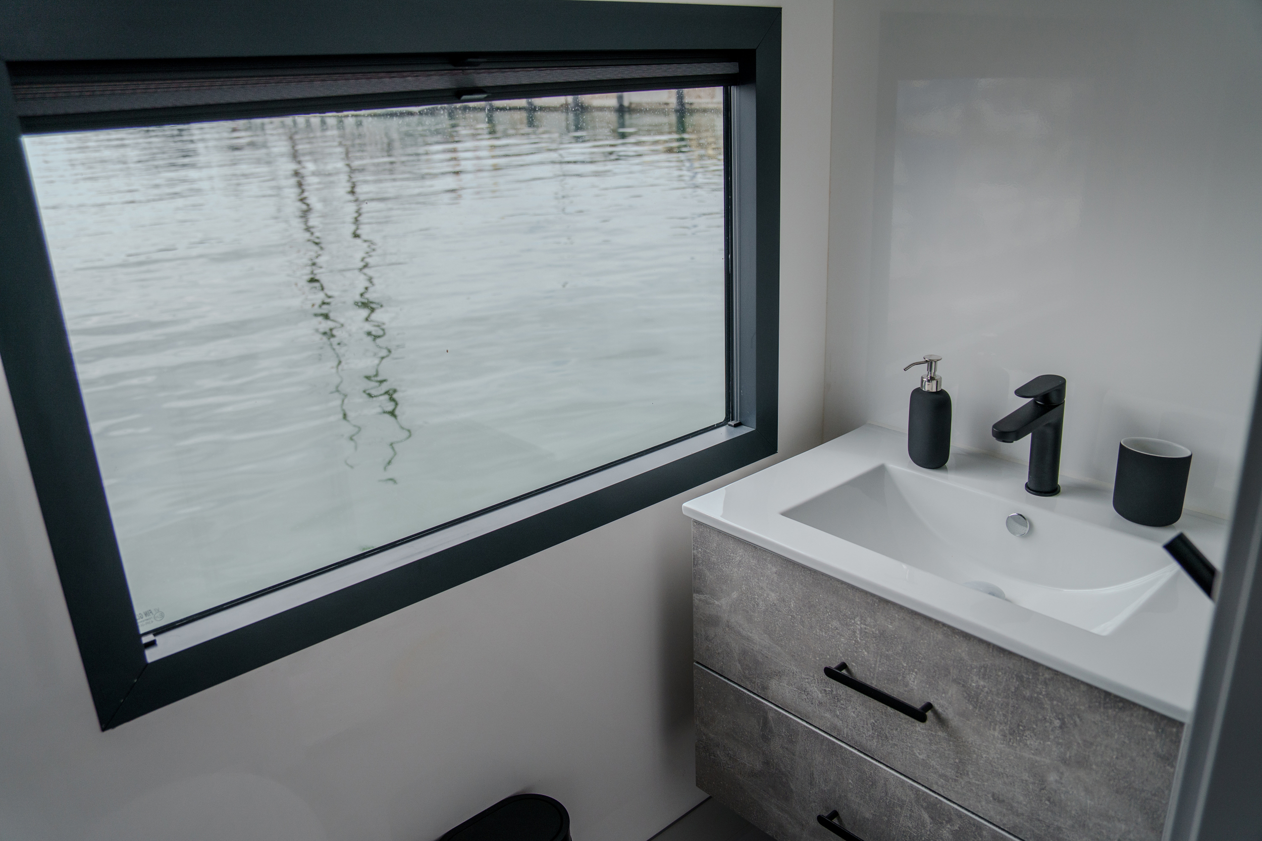 Nordic Season DEMO NS 43 EVO 37 CE-C Houseboat