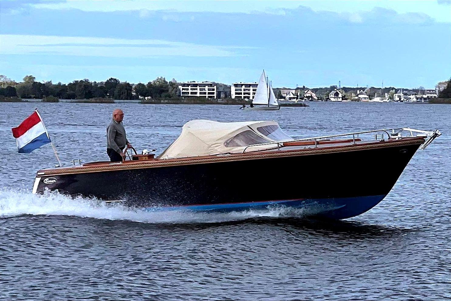 Beaver Yachts 28 Picknick Lounge
