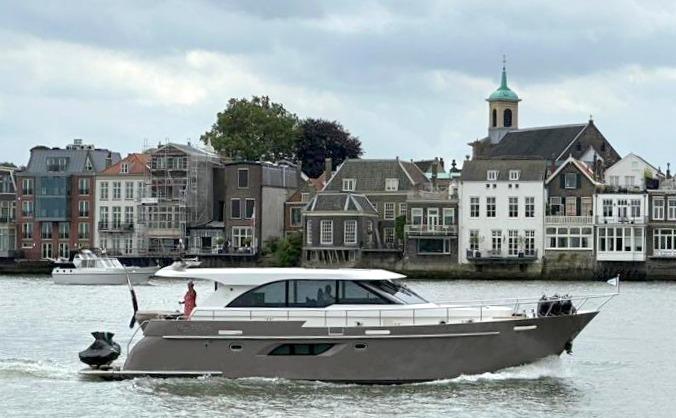 Van den Hoven Van den Hoven Executive 15.00 MK II