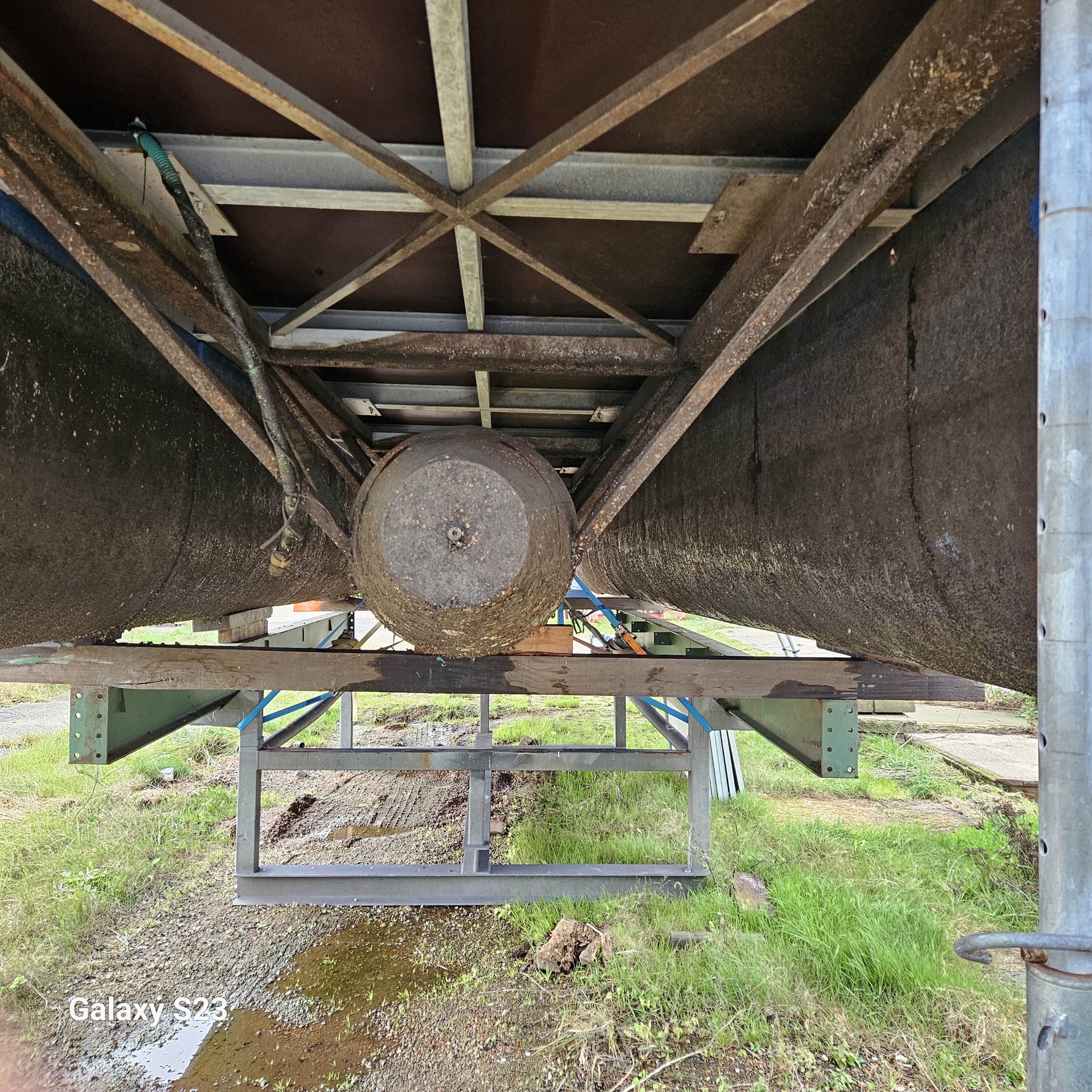 LST Boatin (onderstel) Houseboat