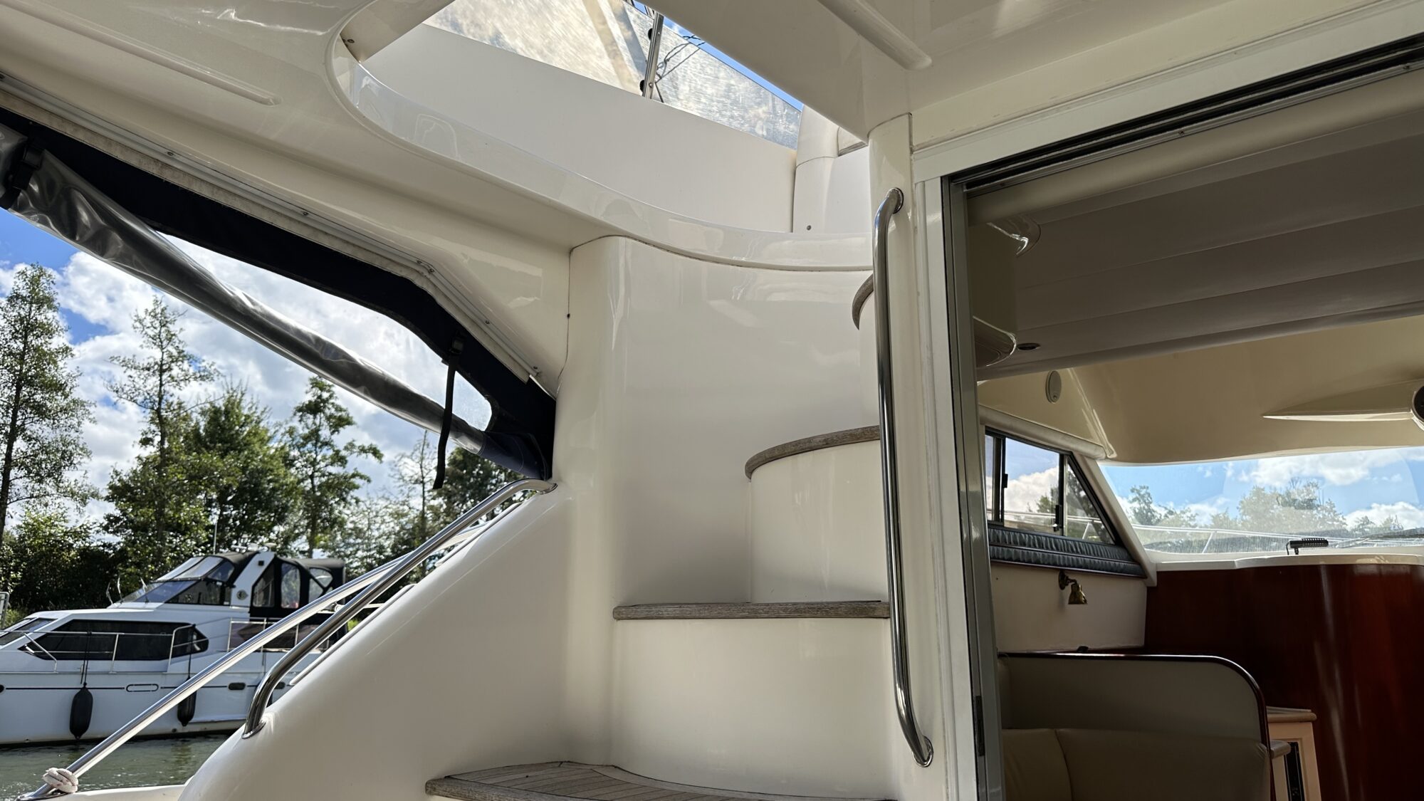 Fairline Phantom 40 Flybridge