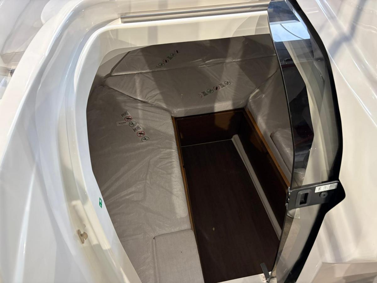 Jeanneau Cap Camarat 6.5 Walk around