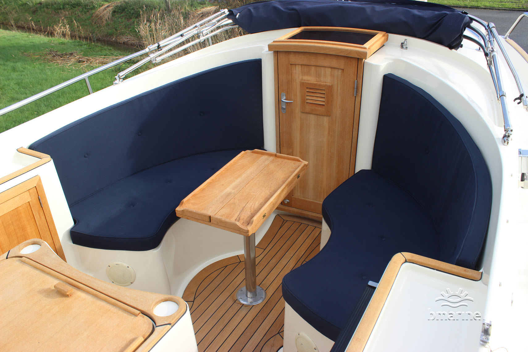 Interboat Intercruiser 27 Cabin