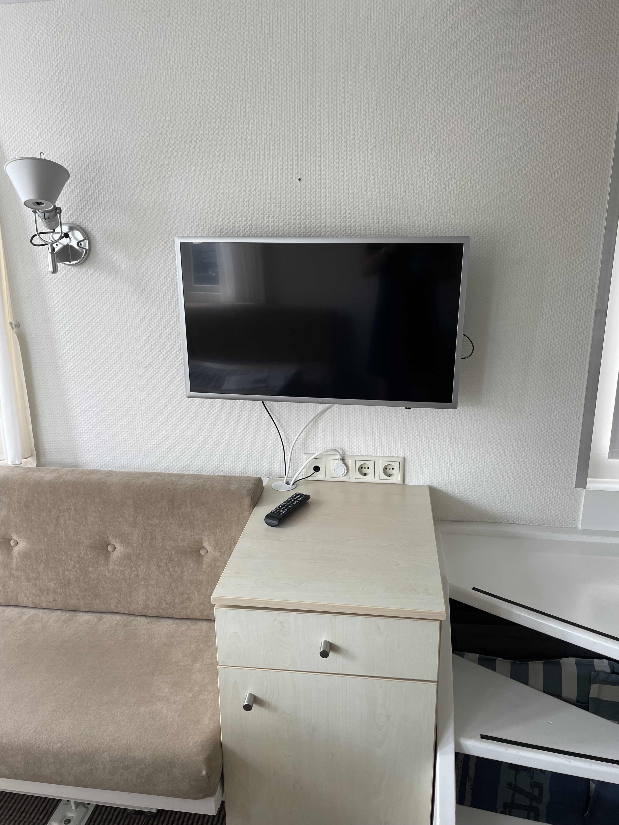 PRINS HOMESHIP 1350 Houseboat Flark