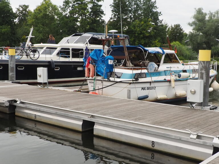 Amerglass Searunner 30 AK