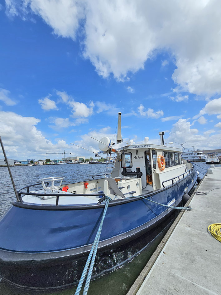 ex Patrouille vaartuig / Varend Woonschip 18.26 met UBC