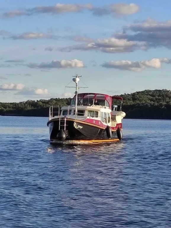 Linssen 380 AC hoofdfoto: 1