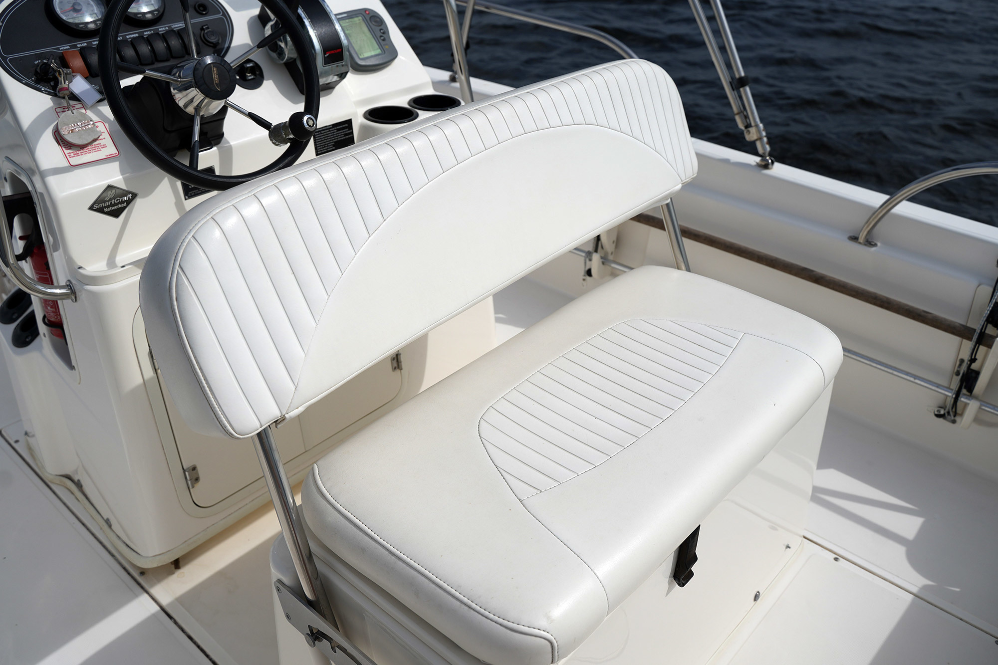 Boston Whaler 180 Dauntless