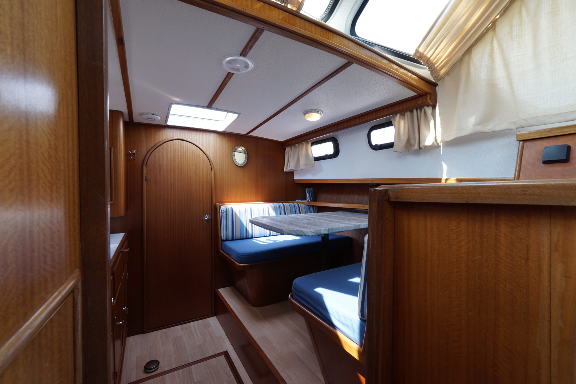 Valkkruiser Content 11.60 AK Cabrio