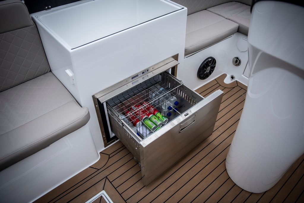 Maxima Boats Aanbieding -  820 retro met Honda 135 pk!