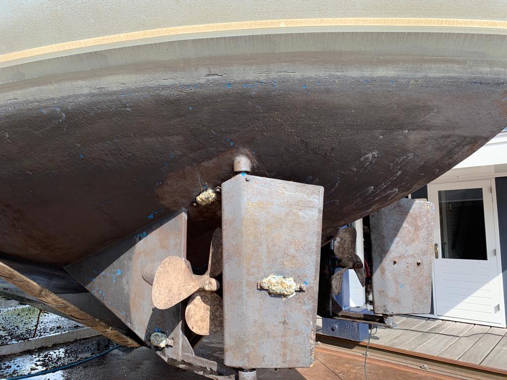 Pieter Beeldsnijder Pieter Beeldsnijder Rondspantkotter 12.85 AK