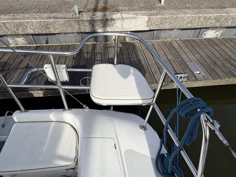 Catalina 320