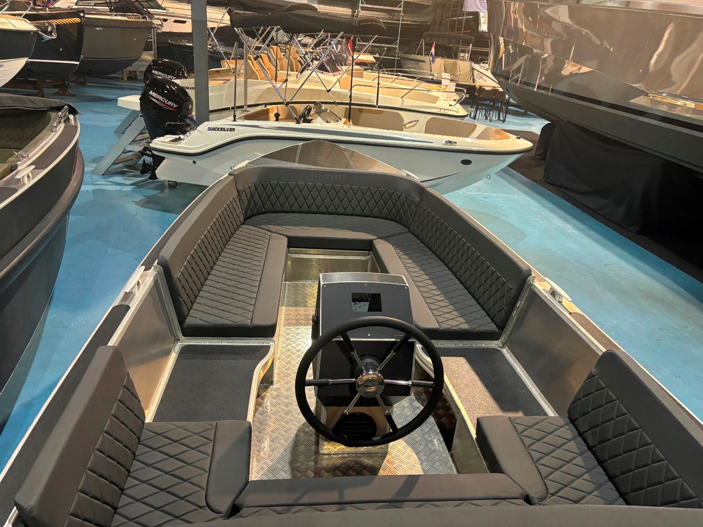 Van Vossen VanVossen E-tender 595 E-propulsion 6kW op voorraad