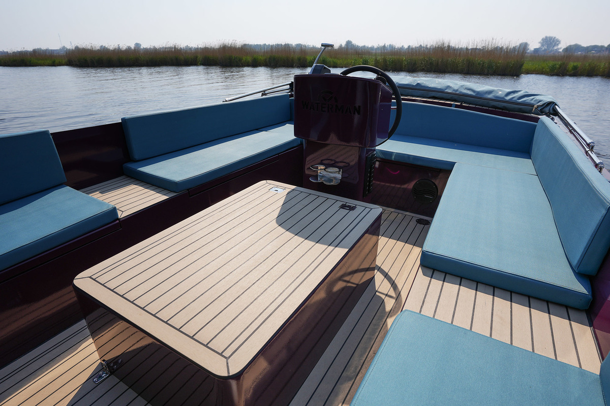 Waterman 8.0 Cabin