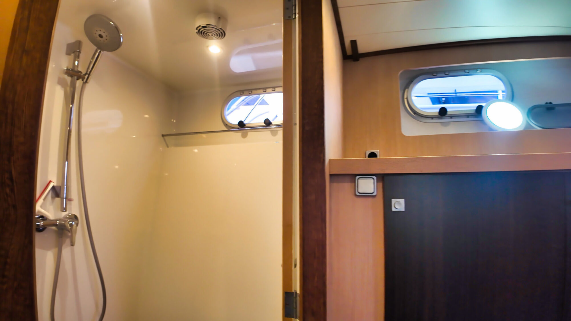 Aventura 43 AK Cabrio