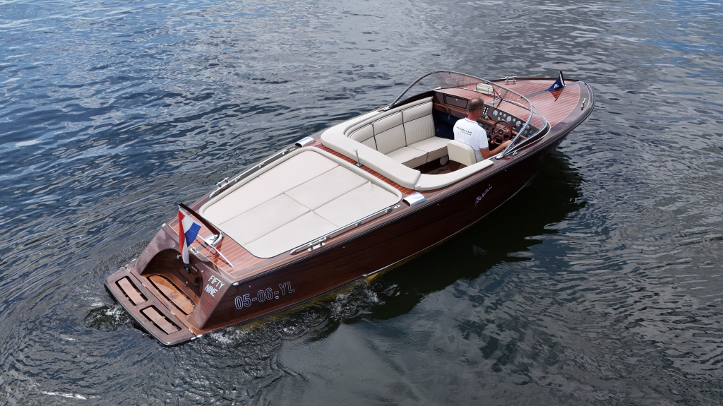 Boesch 750 Portofino De Luxe