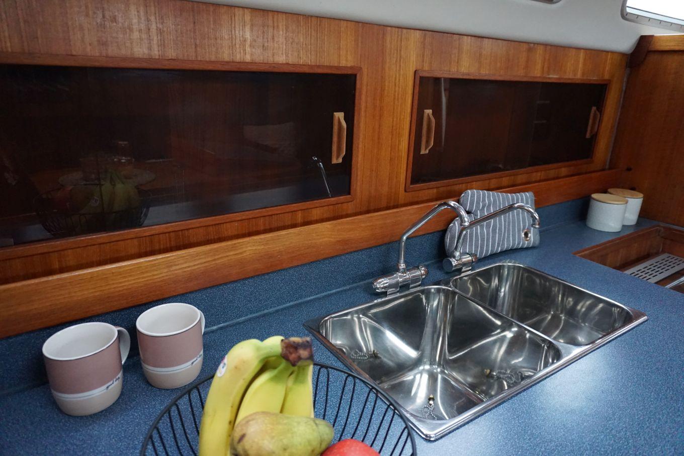 Motor Yacht Danish Rose Trimaran 14.30