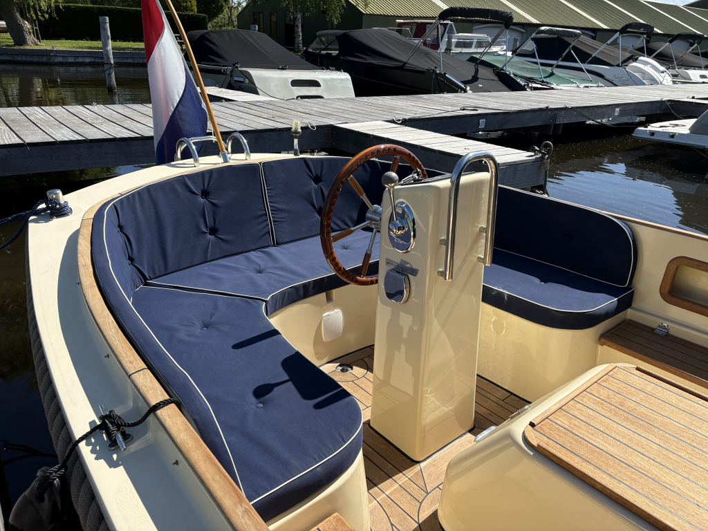 Maril 570