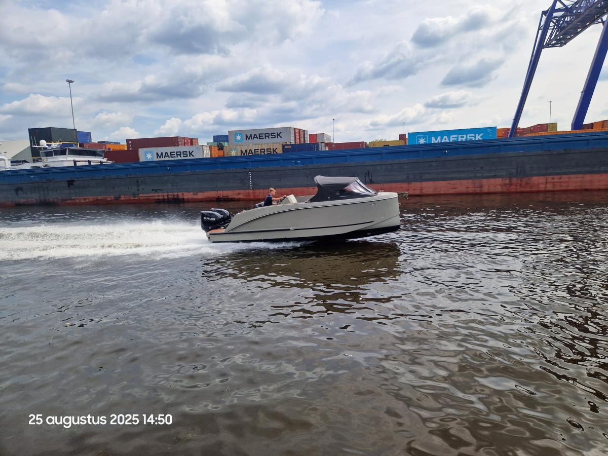 Maxima 680 Sport Lounge