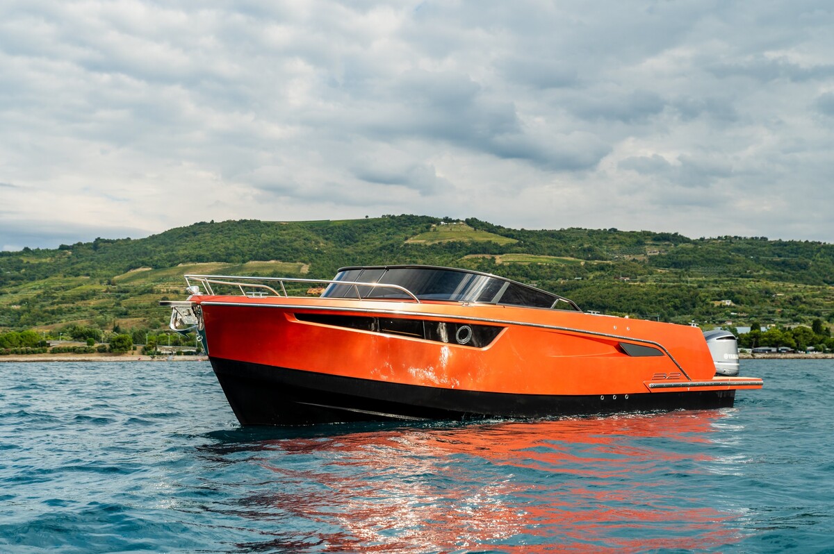 Alfastreet Marine 32 Cabin Sport - Outboard Series