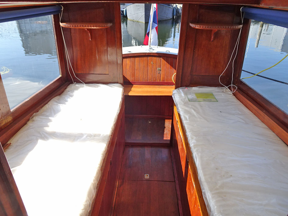 Bakdeksalonkruiser 11.20