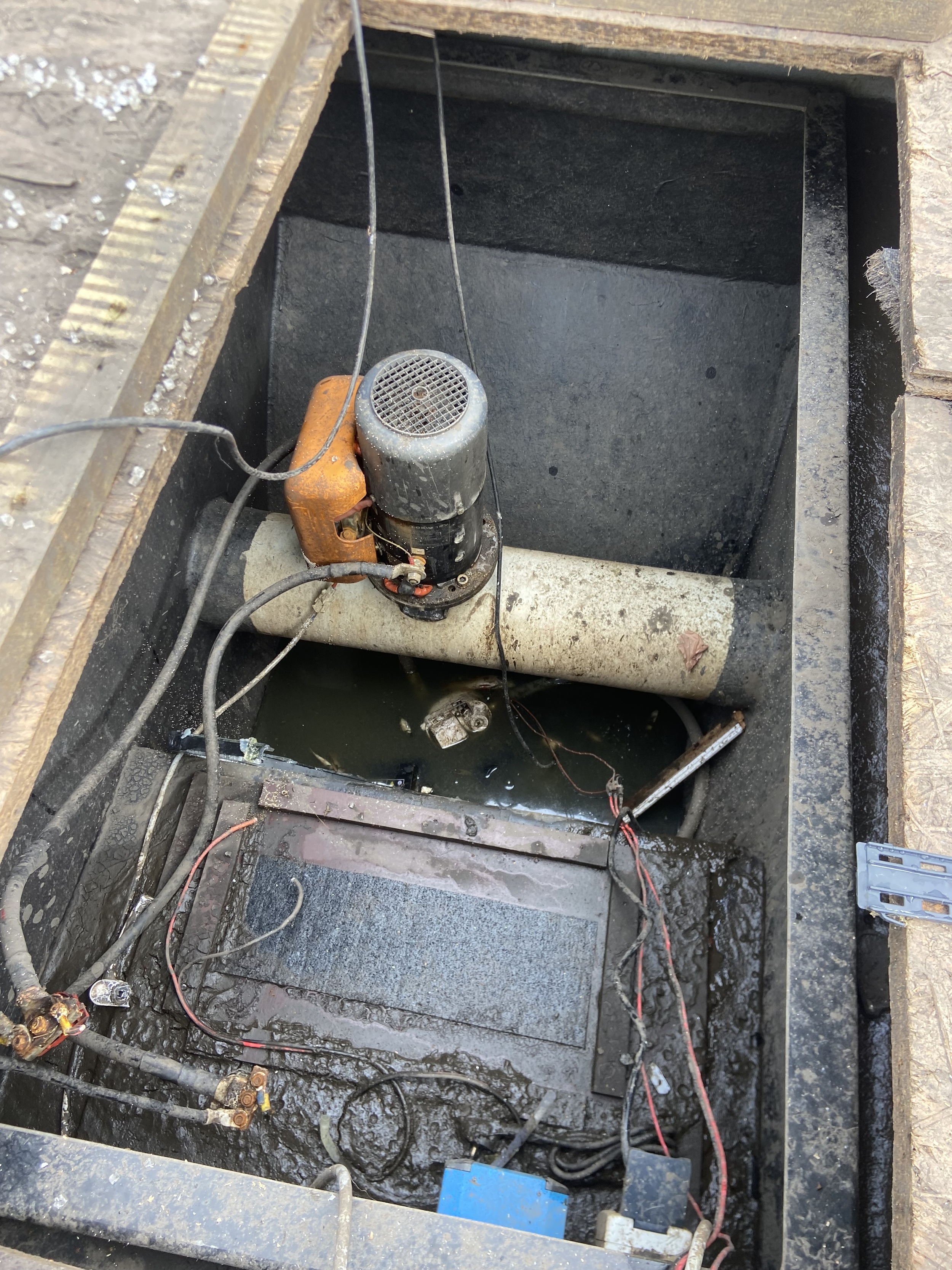 LST Boatin (onderstel) Houseboat