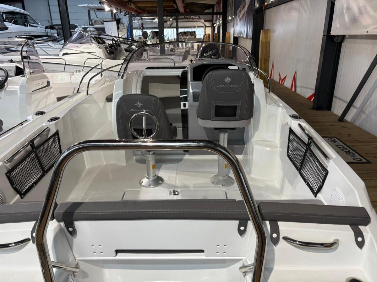 Jeanneau Cap Camarat 5.5 WA