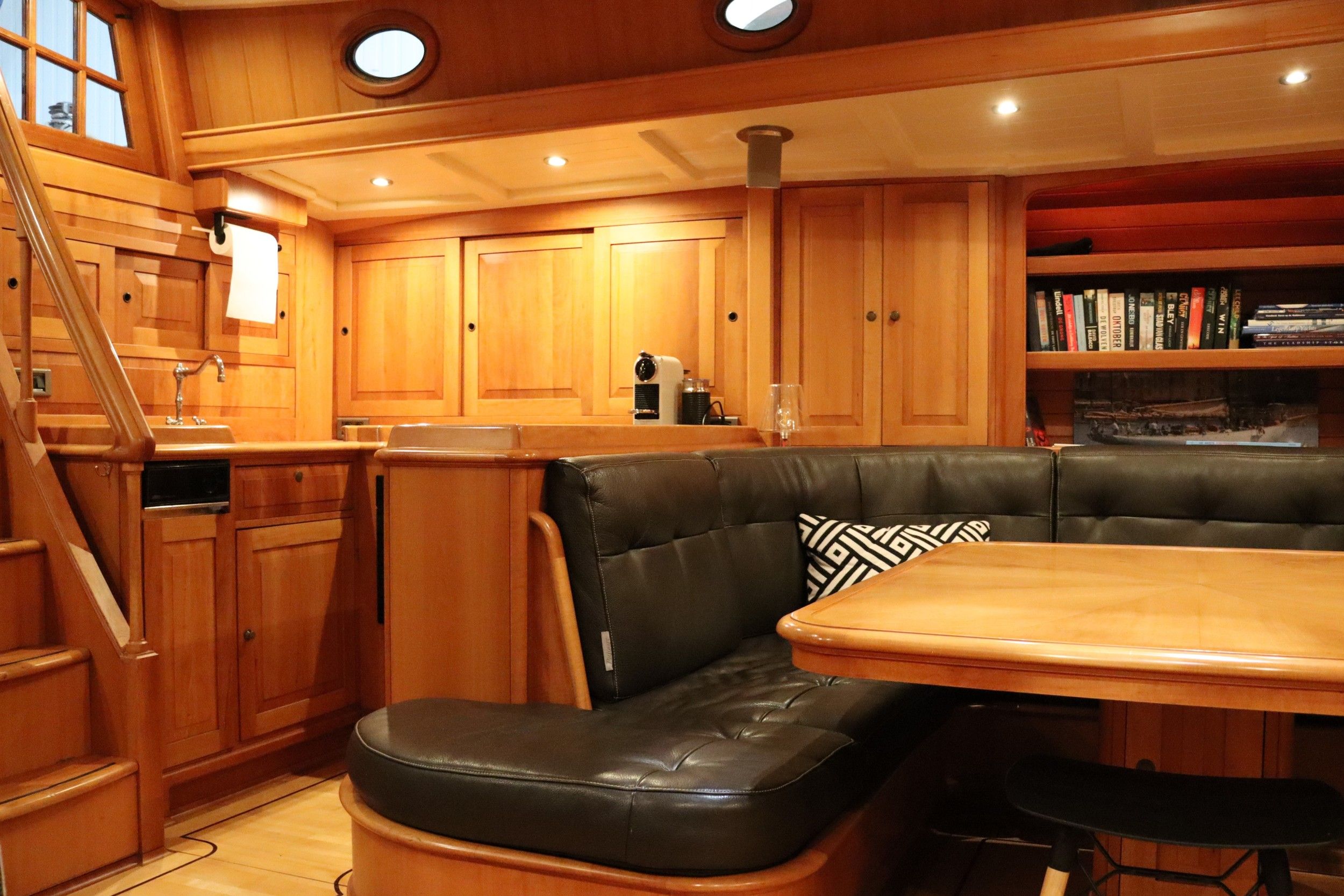 Schokker 18.60 Meter Hoek Design