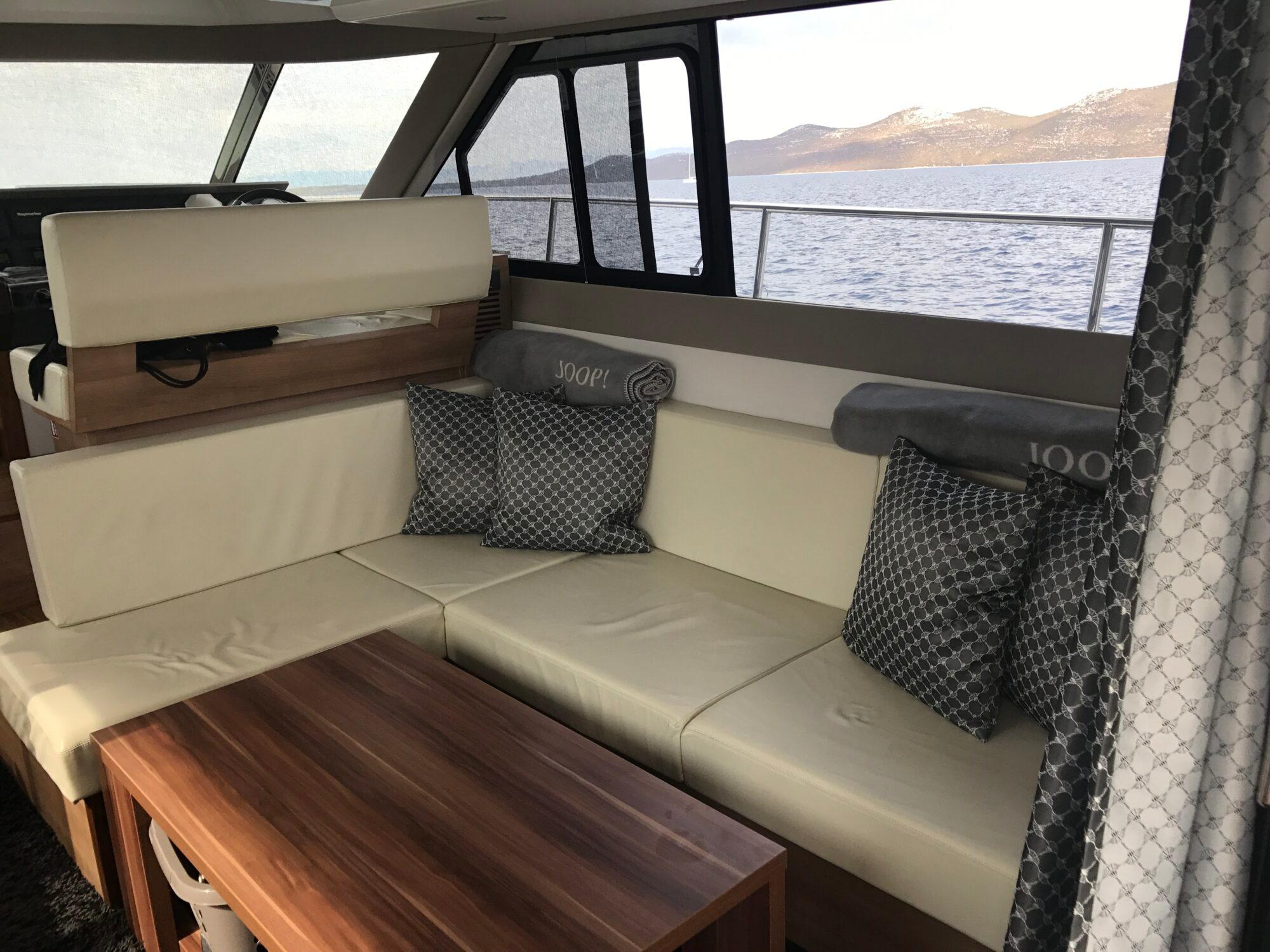 Sealine Sealine F 42 Flybridge