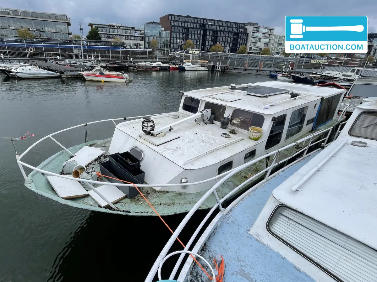 Motorboat 900 hoofdfoto: 1