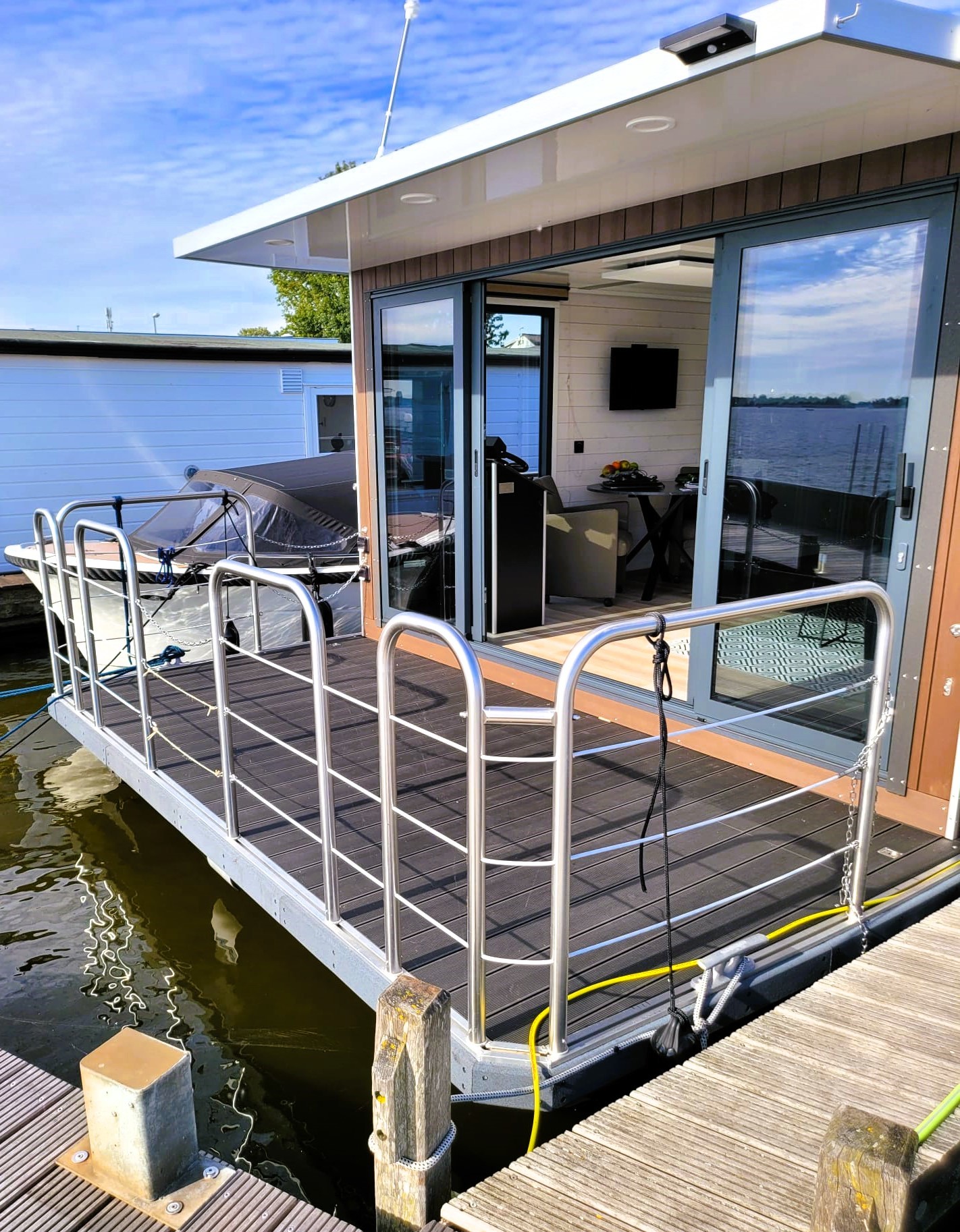 Nordic Season Houseboat NS 40 Eco 36m2