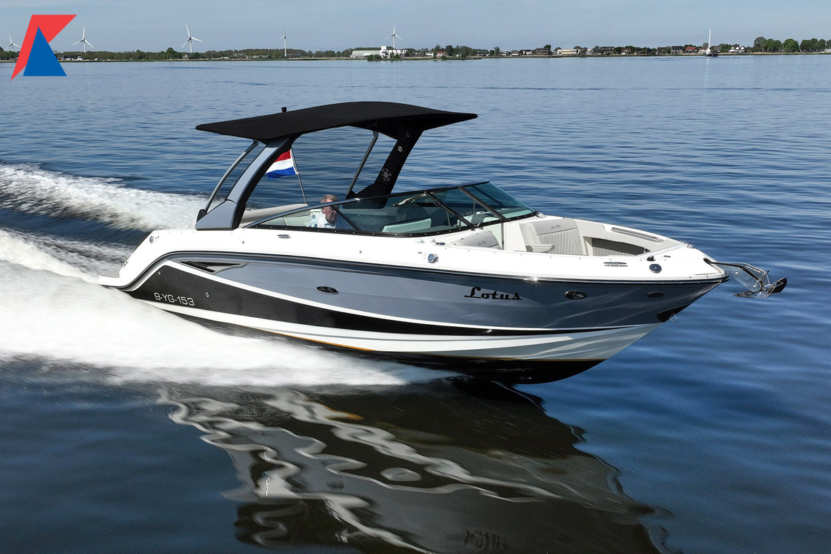 Sea Ray SLX 280 hoofdfoto: 1