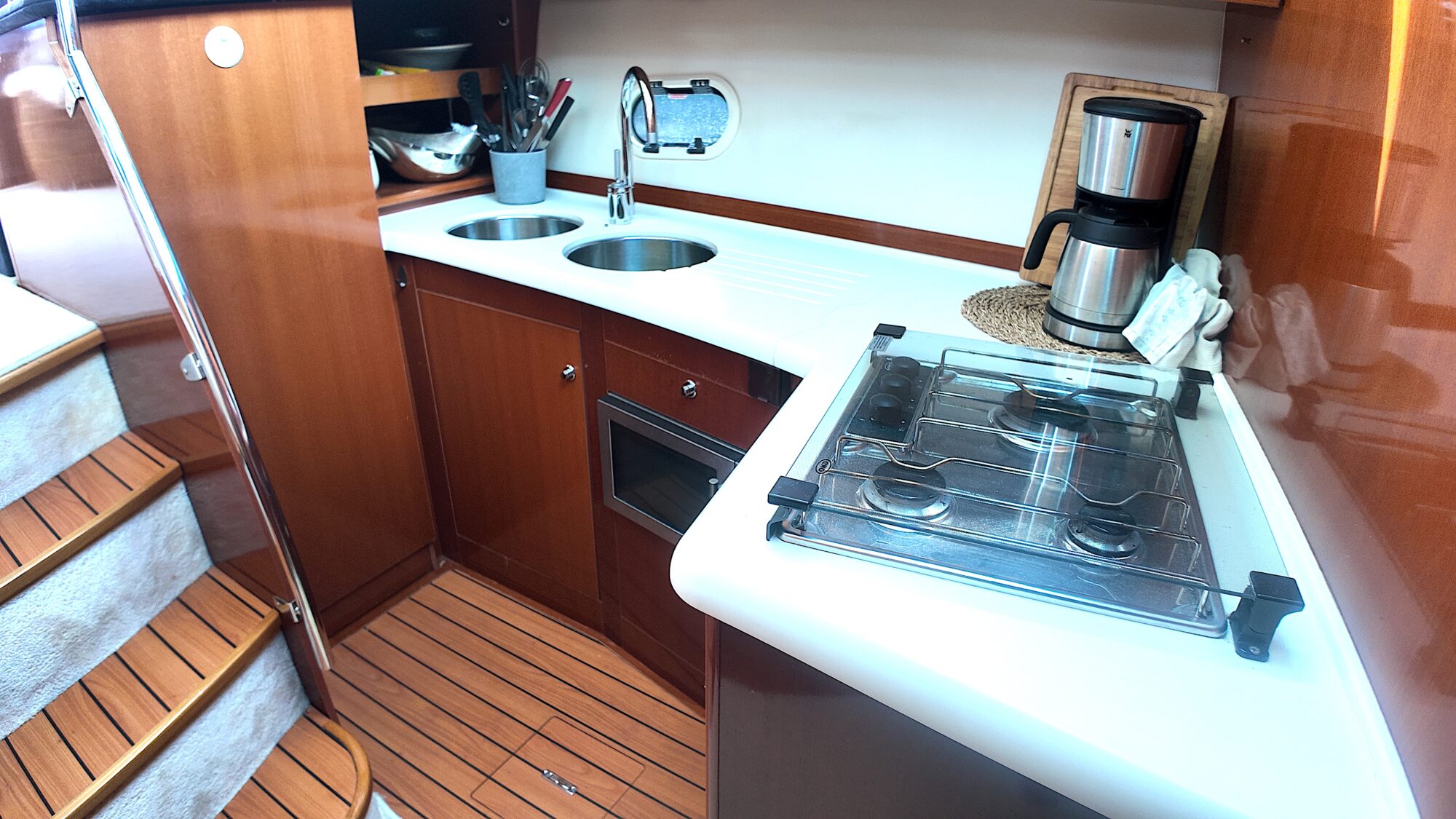 Jeanneau Prestige 42 Flybridge