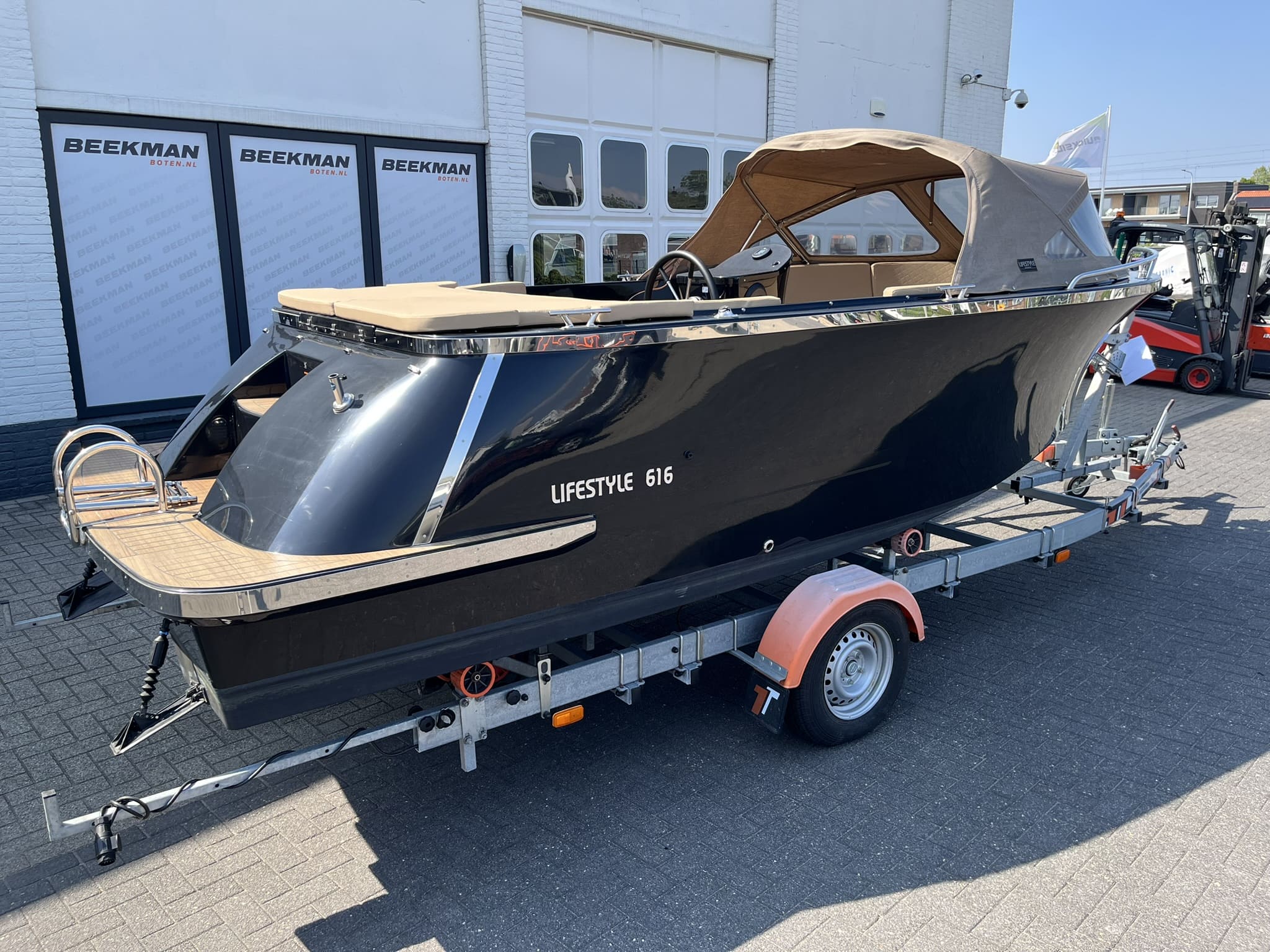 Lifestyle 616 Tender