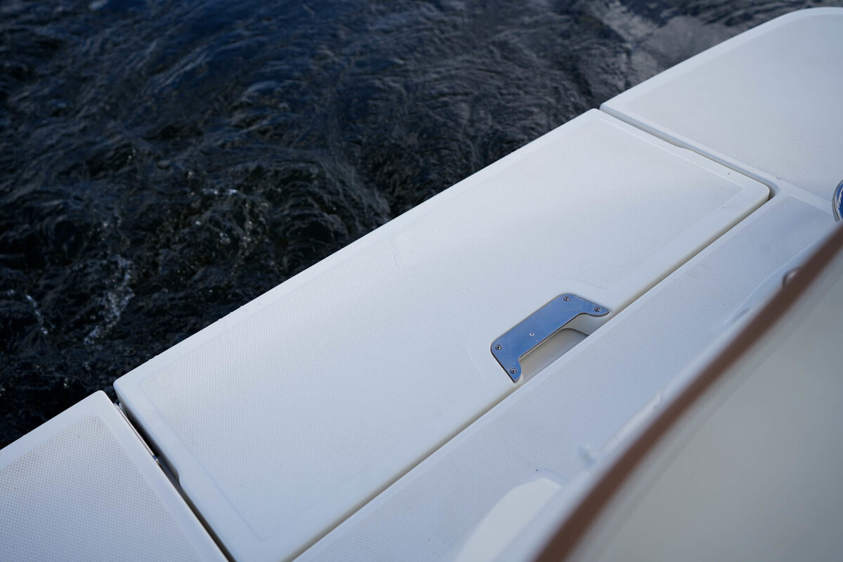 Sea Ray Sun Sport 230