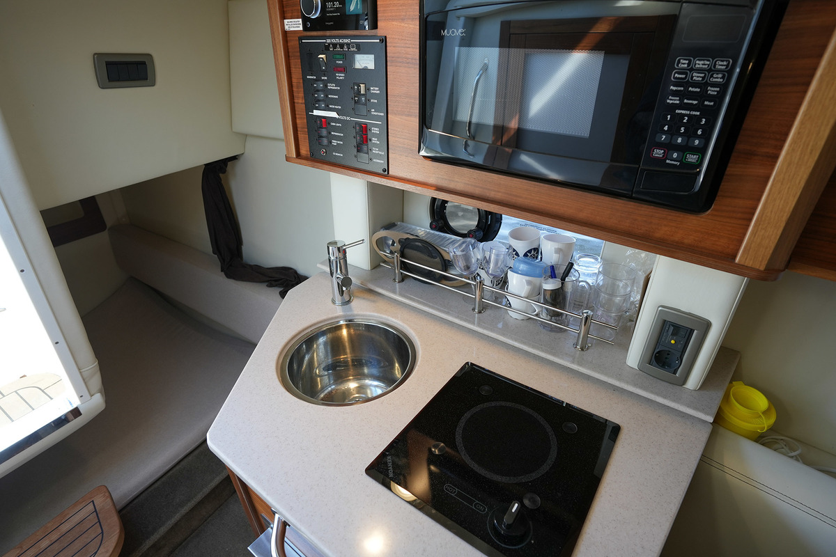 Sea Ray Sundancer 265