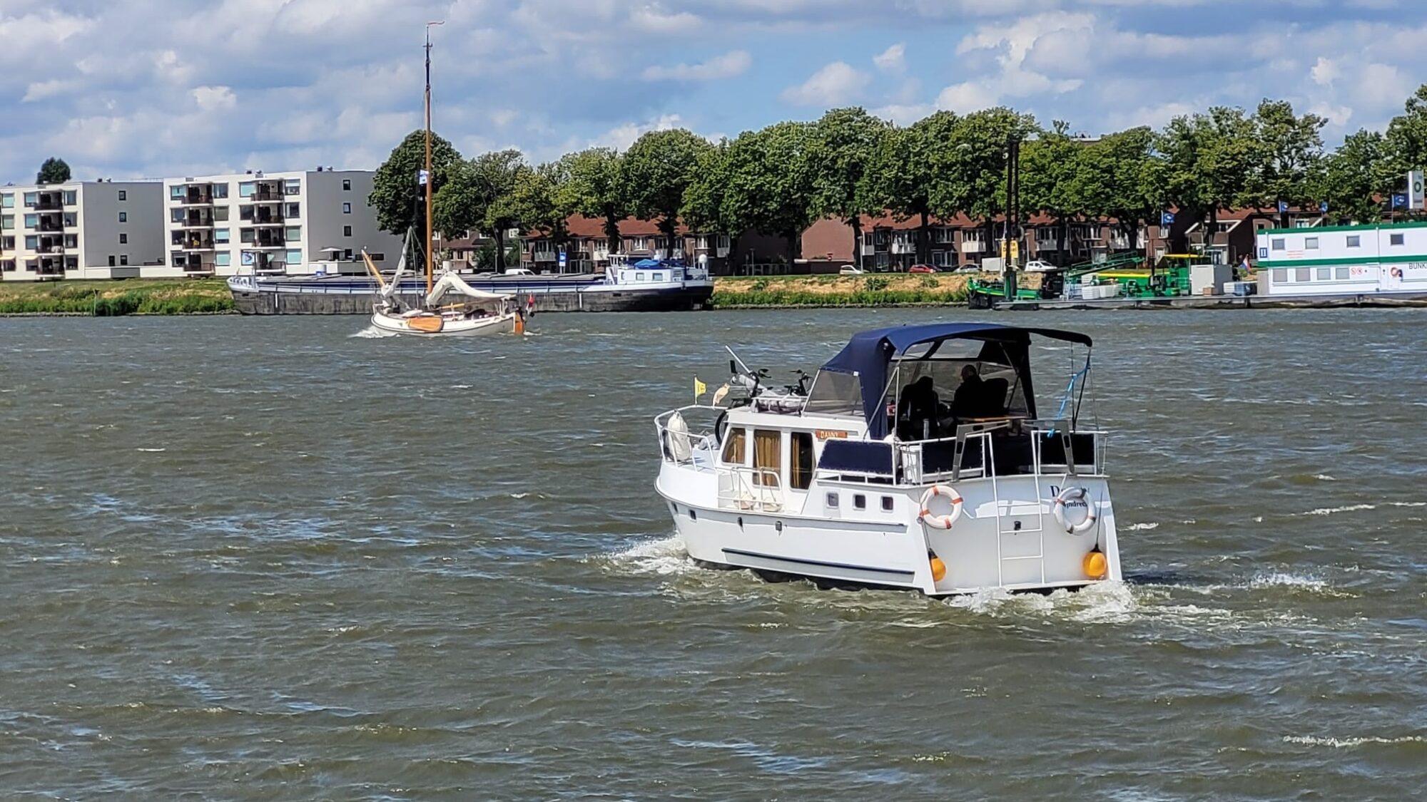 Crown Yachts Crown Kruiser 11.80 AK Bakdek