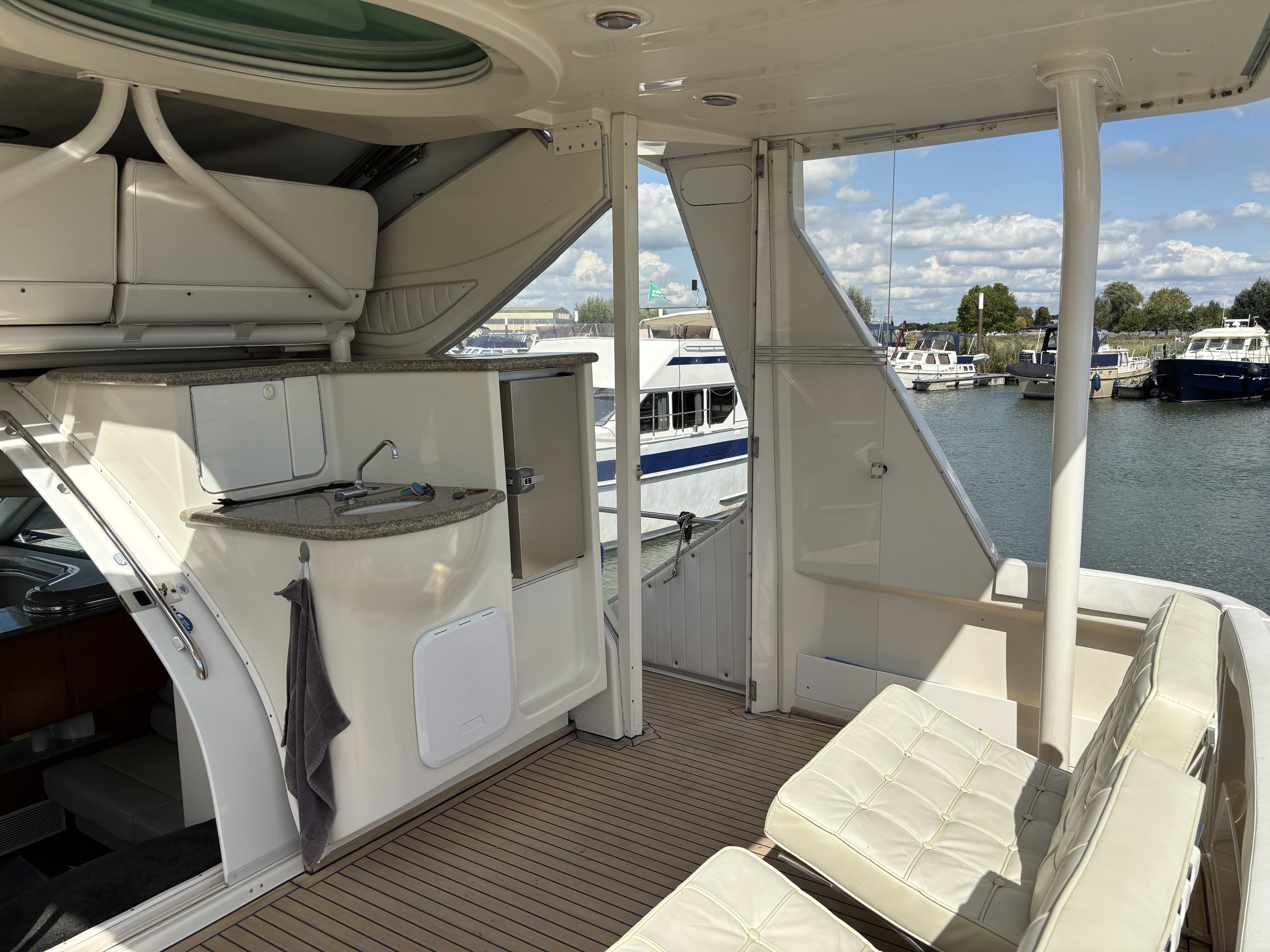 Maxum 4100 SCA