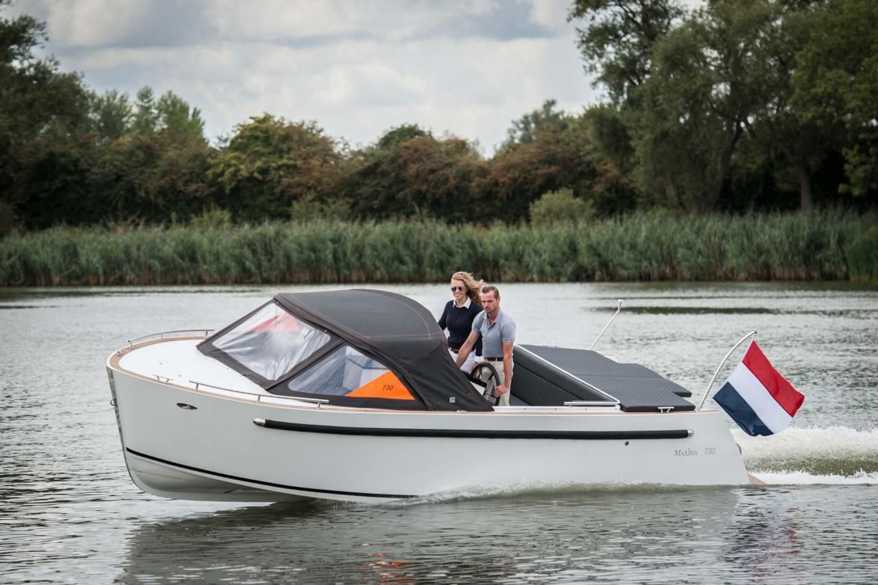 Maxima 730 tender