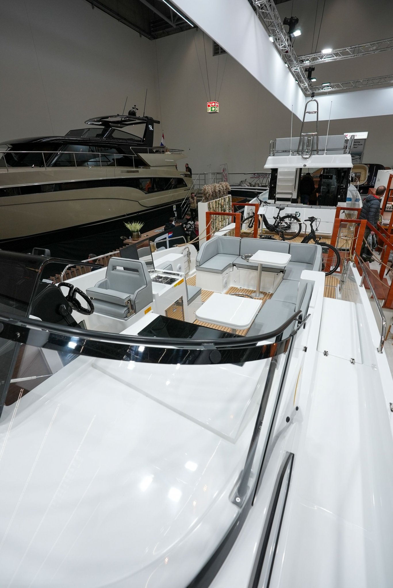 Delphia 10 Lounge DEMO