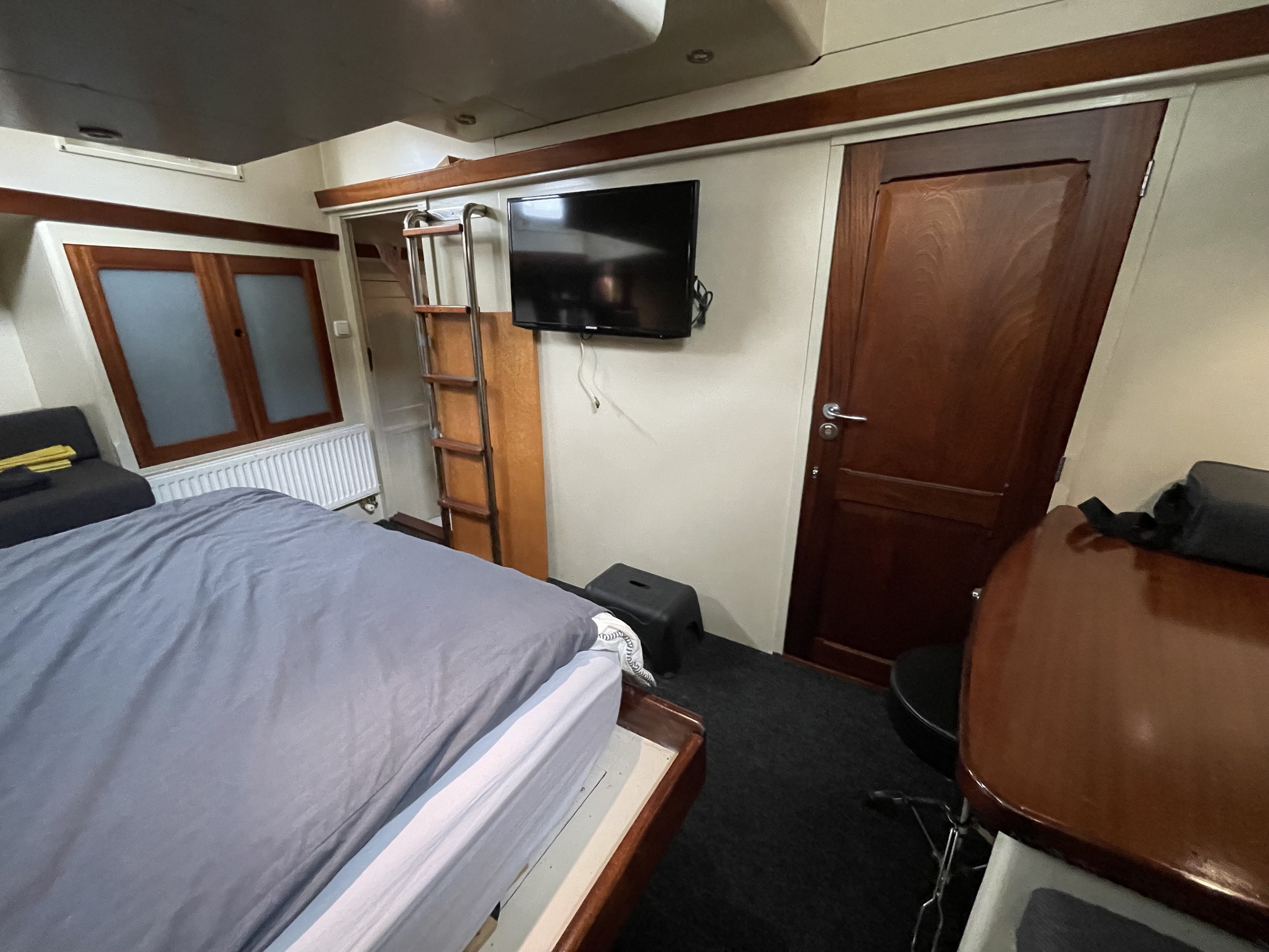 Dykstra Schooner 77, Midzwaard