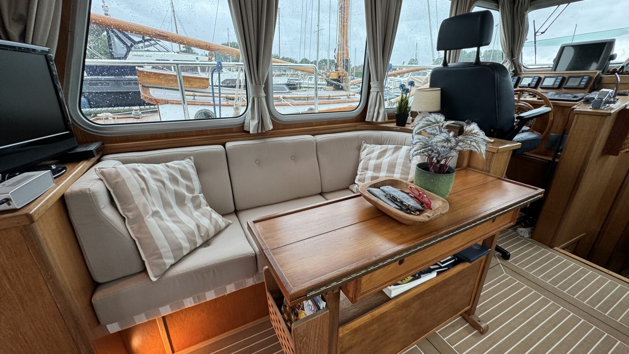 Vripack 11.75 Classic OK Spiegeldeur