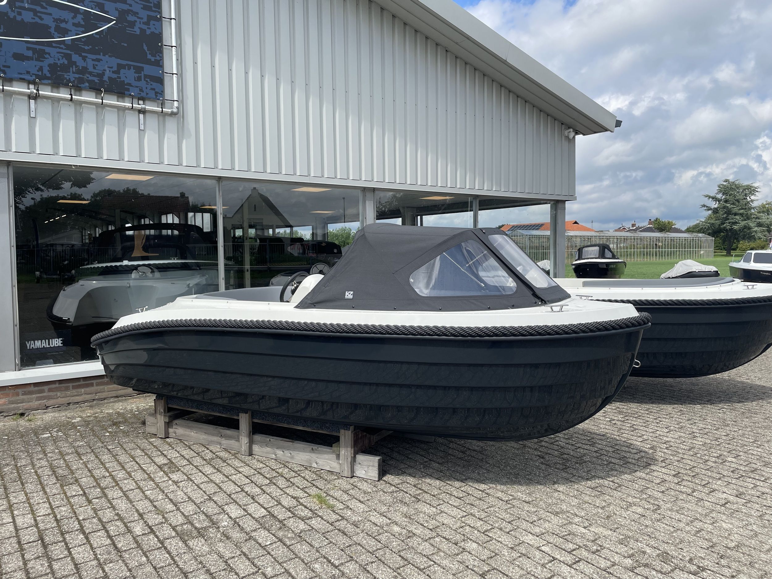 Oud Huijzer 471 Tender Basic